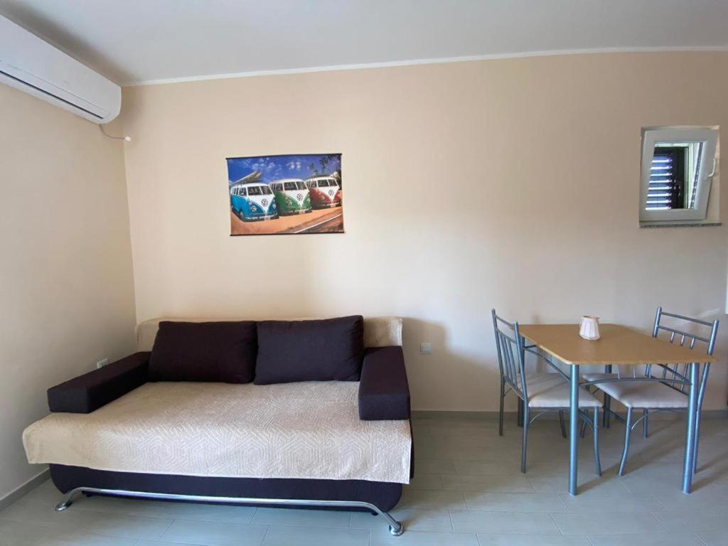 Apartmani Anita 자보리치 외부 사진